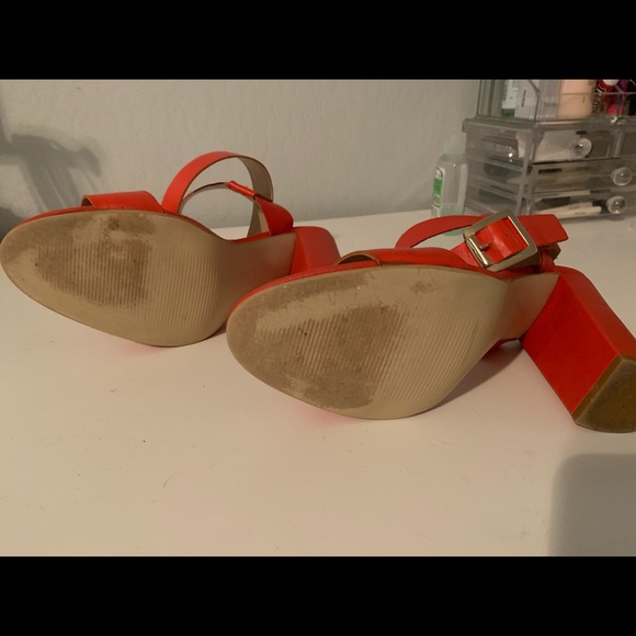 Heels - Picture 4 of 6